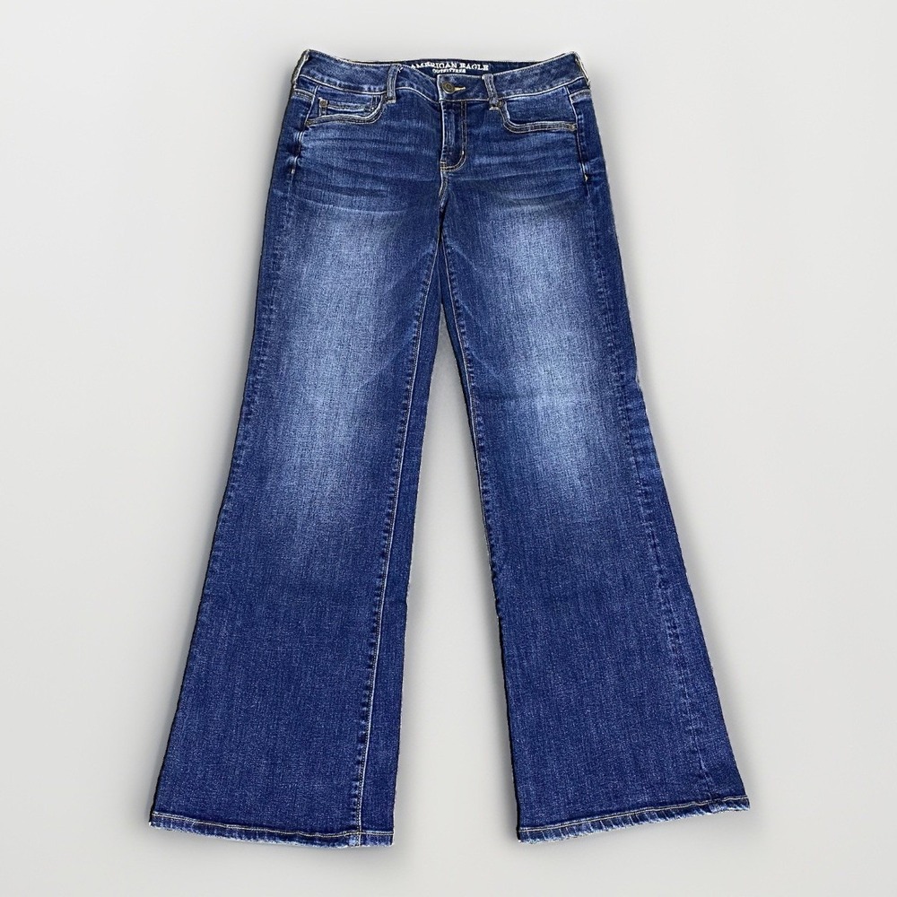 American Eagle Outfitters Women's Size 10 Favorite Boyfriend Jeans 30x31 Bootcut